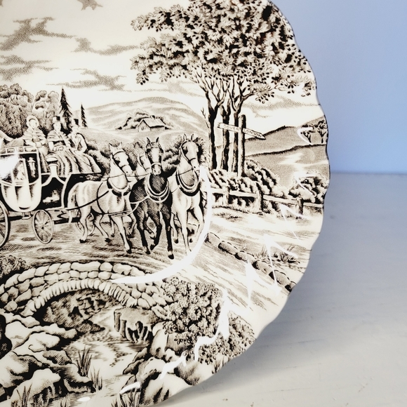 Myott Royal Mail Fine Staffordshire Ware Scalloped Bowl 6" - Picture 3 of 8